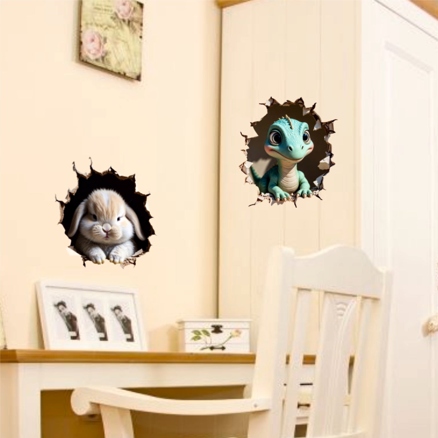LITTLE CATERPILLAR AND FRIENDS SECRET 3D WALL DECAL